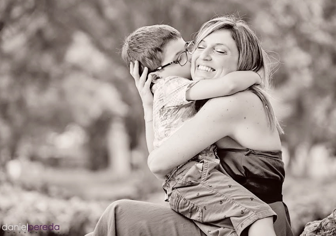 Madre che impara a gestire le emozioni con Inside Out per Mamme e Papà